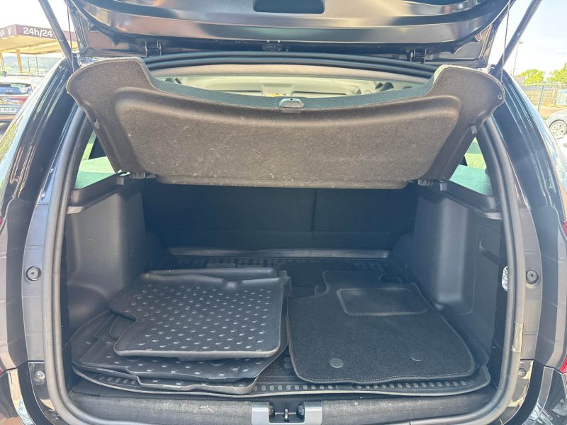 DACIA  DUSTER 1.5 DCI 110 PRESTIGE 4X4 