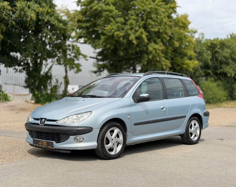 Peugeot 206 SW 1.6 16V 110ch Griffe Pack - Cuir - Clim Auto - Révisée - Garantie 3 Mois