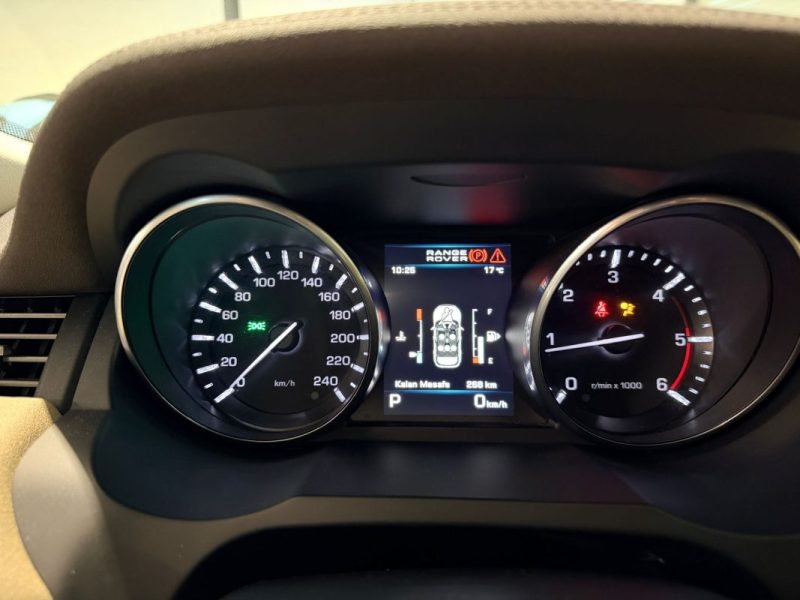 Range Rover Evoque - 2.2 TD - 4X4 - Boite automatique - 150 cv - 161 000 km 
