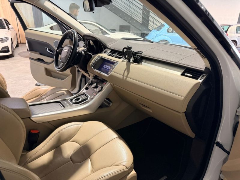 Range Rover Evoque - 2.2 TD - 4X4 - Boite automatique - 150 cv - 161 000 km 