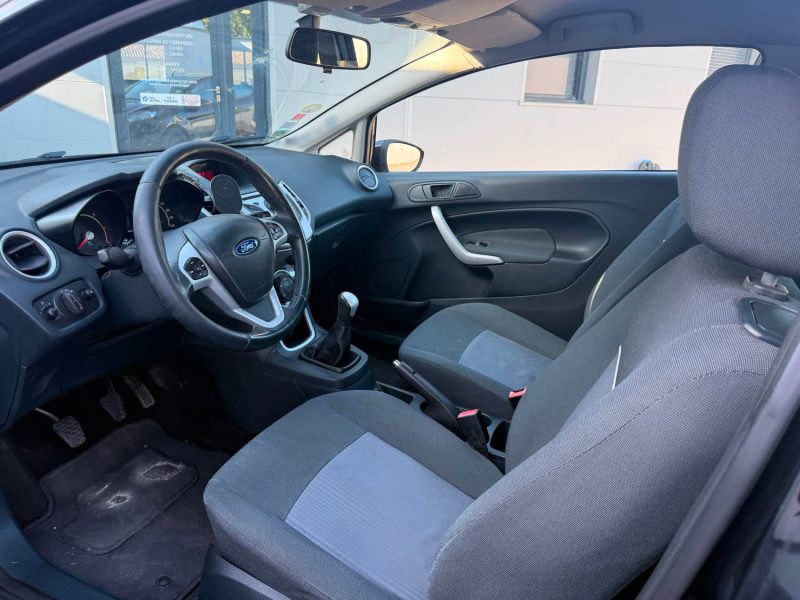 Ford Fiesta 1.4 TDCI 70ch Ambiente