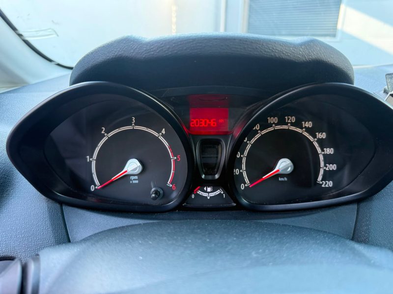 Ford Fiesta 1.4 TDCI 70ch Ambiente
