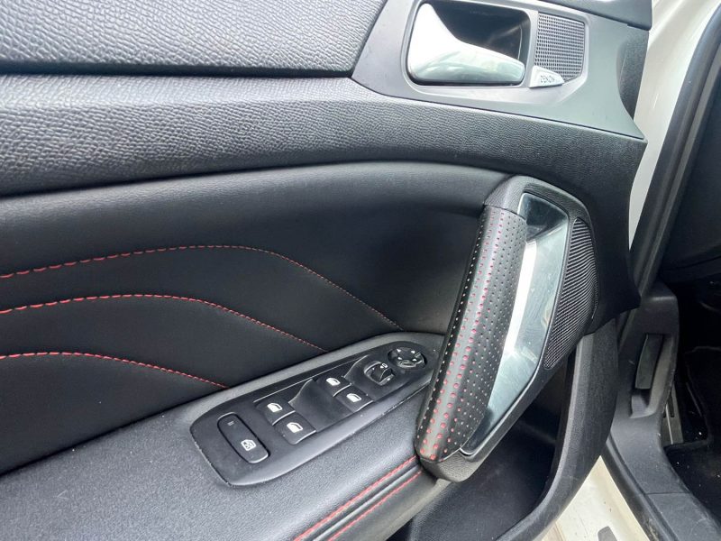 PEUGEOT 308 II 1.5 BLUEHDI 130CH FINITION GT LINE 0BOITE AUTO - ENTRETIEN OK - GARANTIE 12 MOIS