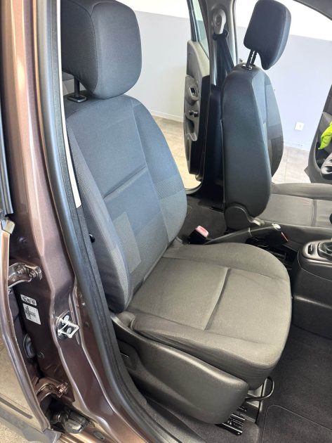 RENAULT SCENIC III 1.5 DCI 85 AUTHENTIQUE BVM6 2009