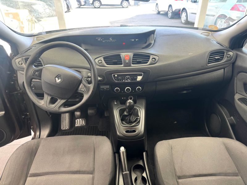 RENAULT SCENIC III 1.5 DCI 85 AUTHENTIQUE BVM6 2009