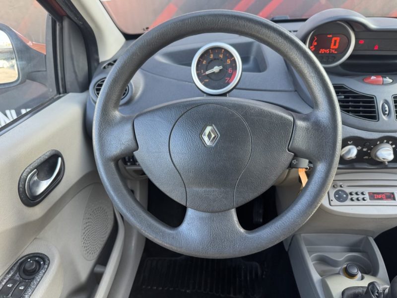 RENAULT TWINGO II 1.2 75 RIP CURL 2008