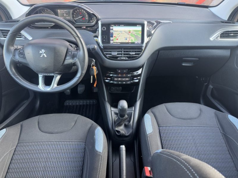 PEUGEOT 208 1.2 VTI 82 ACTIVE 2014
