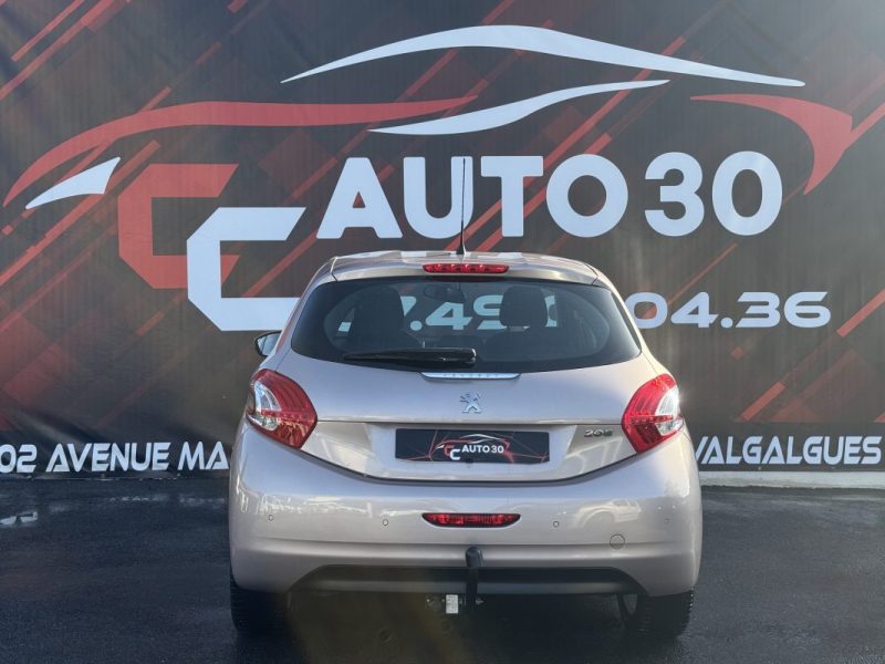 PEUGEOT 208 1.2 VTI 82 ACTIVE 2014