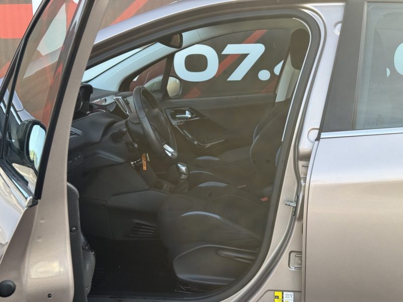 PEUGEOT 208 1.2 VTI 82 ACTIVE 2014