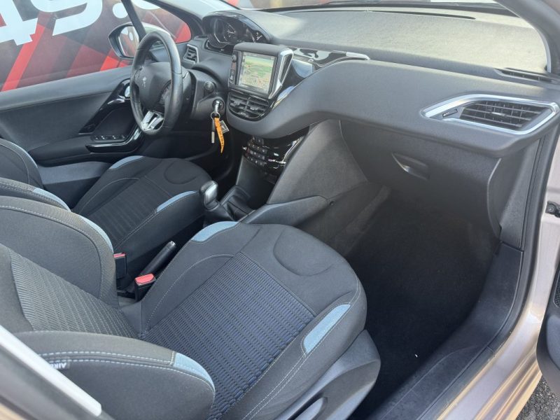 PEUGEOT 208 1.2 VTI 82 ACTIVE 2014