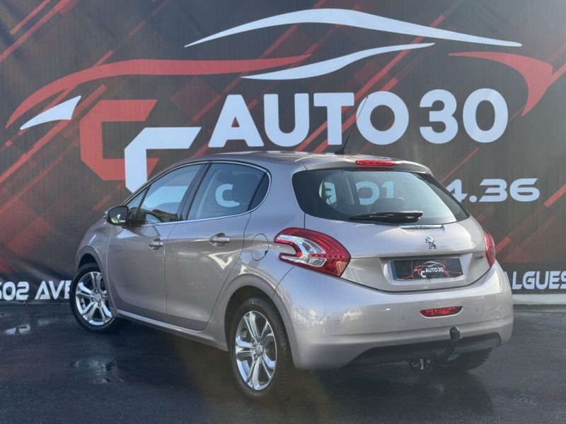 PEUGEOT 208 1.2 VTI 82 ACTIVE 2014