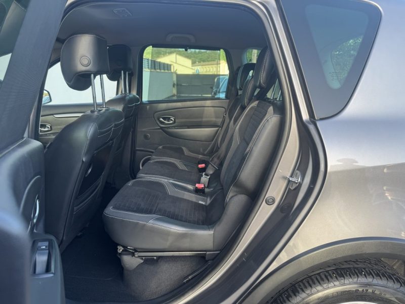 RENAULT SCENICIII XMOD 1.5 DCI 110 BOSE 2015