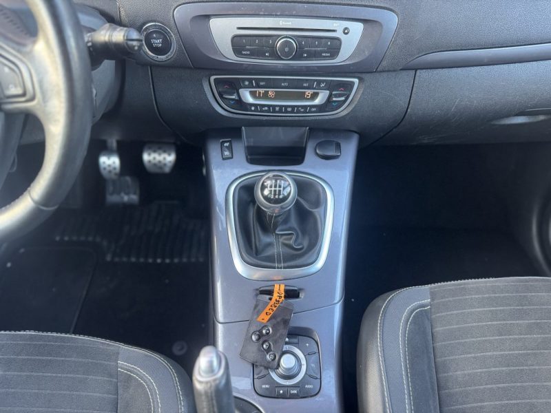 RENAULT SCENICIII XMOD 1.5 DCI 110 BOSE 2015