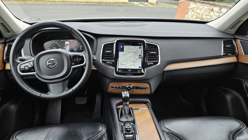VOLVO XC90 2.0 D5 AWD 235CH INSCRIPTION CAMERA 7 PLACES
