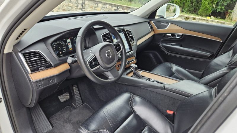 VOLVO XC90 2.0 D5 AWD 235CH INSCRIPTION CAMERA 7 PLACES