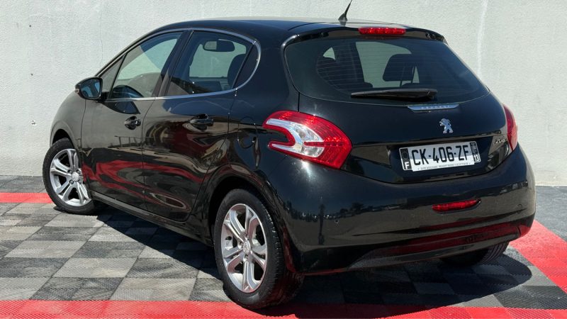 PEUGEOT 208 1.2 82 CV  VTI ALLURE 5P 2012