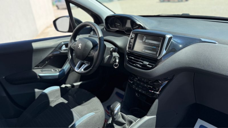 PEUGEOT 208 1.2 82 CV  VTI ALLURE 5P 2012