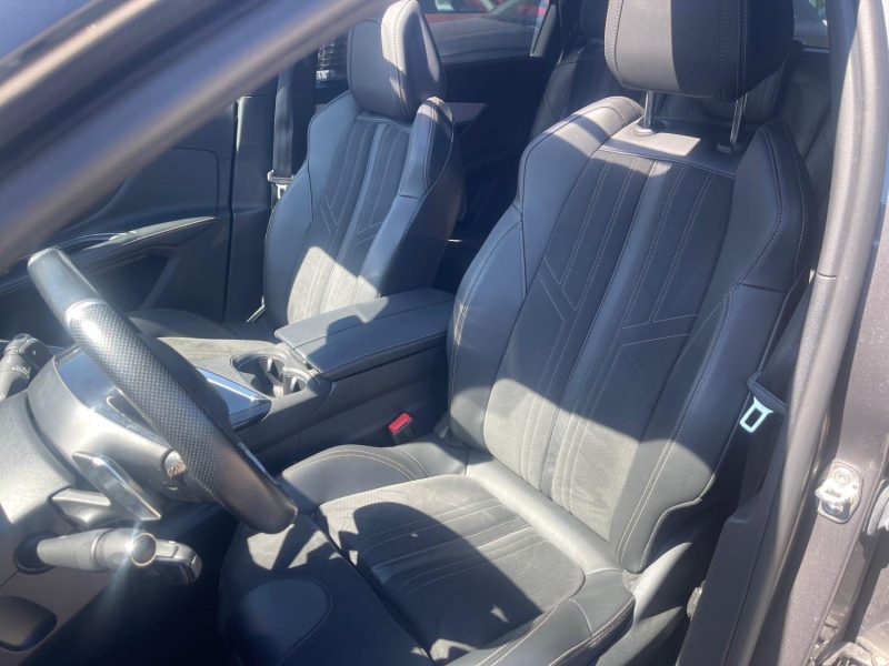 PEUGEOT 5008 II 1.5 BLUE HDI 130 GT EAT8 107MKM