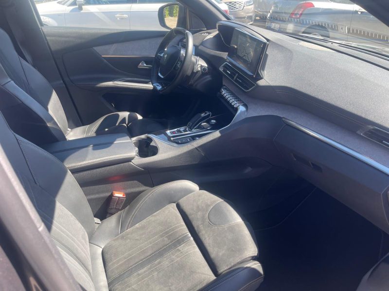 PEUGEOT 5008 II 1.5 BLUE HDI 130 GT EAT8 107MKM