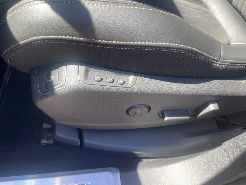 PEUGEOT 5008 II 1.5 BLUE HDI 130 GT EAT8 107MKM