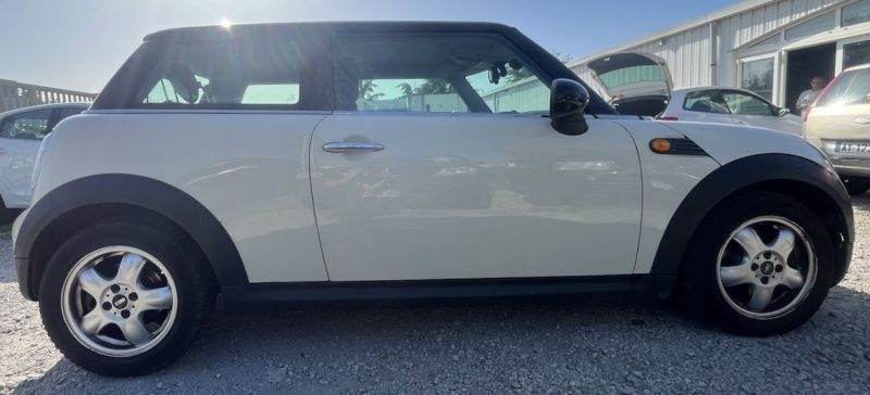 MinI Cooper 1.6D 110 Ch Boite Auto