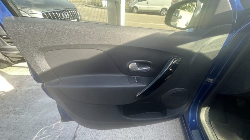 DACIA SANDERO 0.9 TCE 90 15 ANS 2020