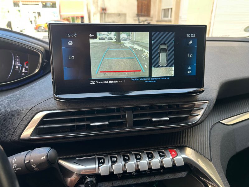 PEUGEOT 3008 II 1.5 BLUE HDI 130 ACTIVE 09/2021 PRIX HT : 11658 € PRIX TTC : 13990 €