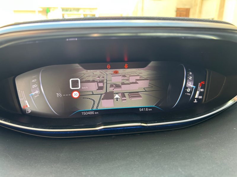 PEUGEOT 3008 II 1.5 BLUE HDI 130 ACTIVE 09/2021 PRIX HT : 11658 € PRIX TTC : 13990 €