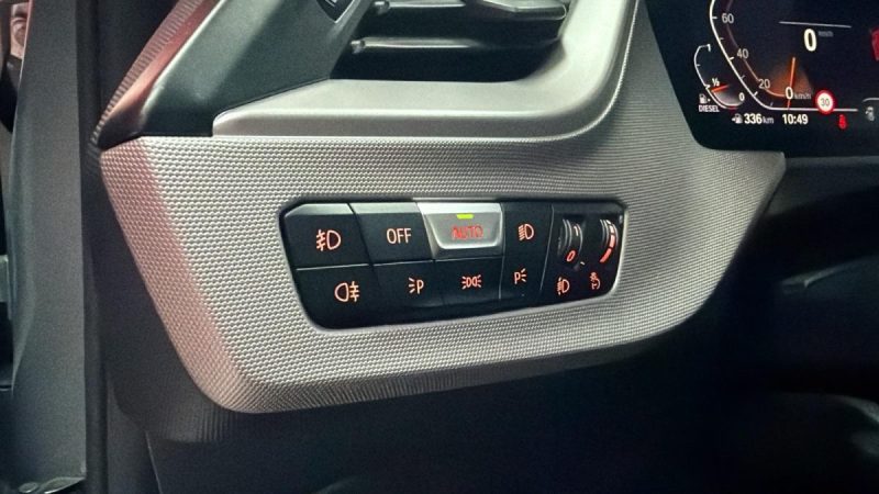 B.M.W. SERIE 1 F40 BMW SÉRIE 1 F40 118D 150CH BUSINESS DESIGN 2022