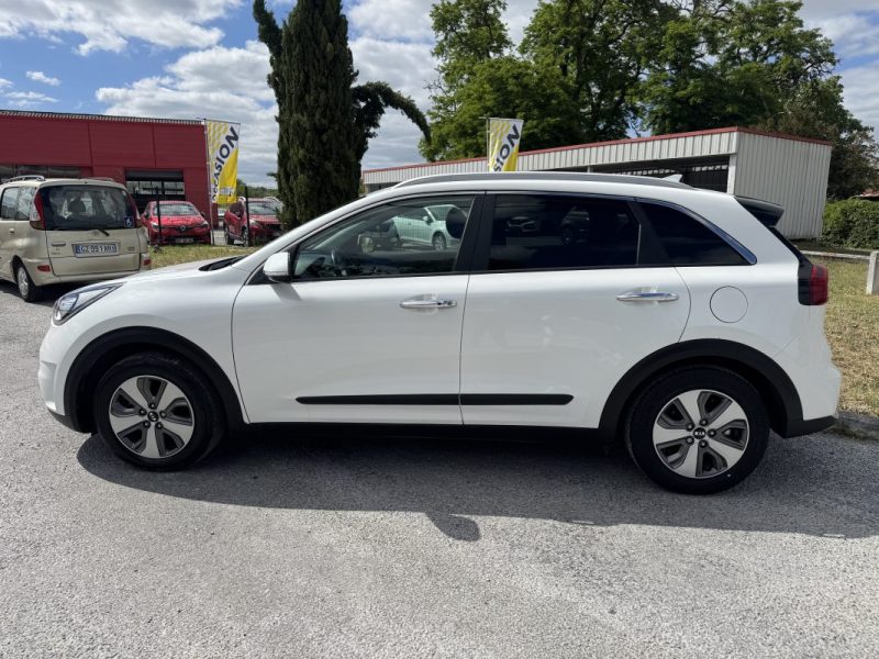 KIA NIRO 1.6 GDI 105CV + ÉLECTRIQUE 43,5CV HYBRIDE MOTION 2018
