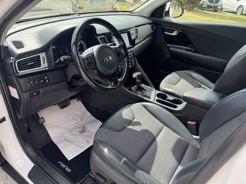 KIA NIRO 1.6 GDI 105CV + ÉLECTRIQUE 43,5CV HYBRIDE MOTION 2018