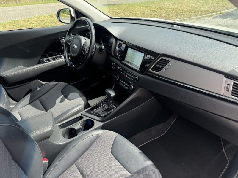 KIA NIRO 1.6 GDI 105CV + ÉLECTRIQUE 43,5CV HYBRIDE MOTION 2018