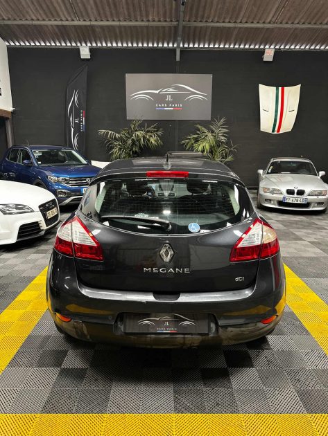 MAGNIFIQUE RENAULT MÉGANE 3 1.5 DCI EDC 110 CH  (SUIVI D’ENTRETIEN, DISTRIBUTION OK, CLIMATISATION)