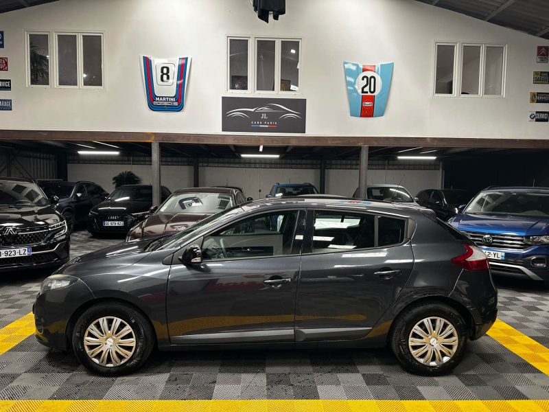 MAGNIFIQUE RENAULT MÉGANE 3 1.5 DCI EDC 110 CH  (SUIVI D’ENTRETIEN, DISTRIBUTION OK, CLIMATISATION)