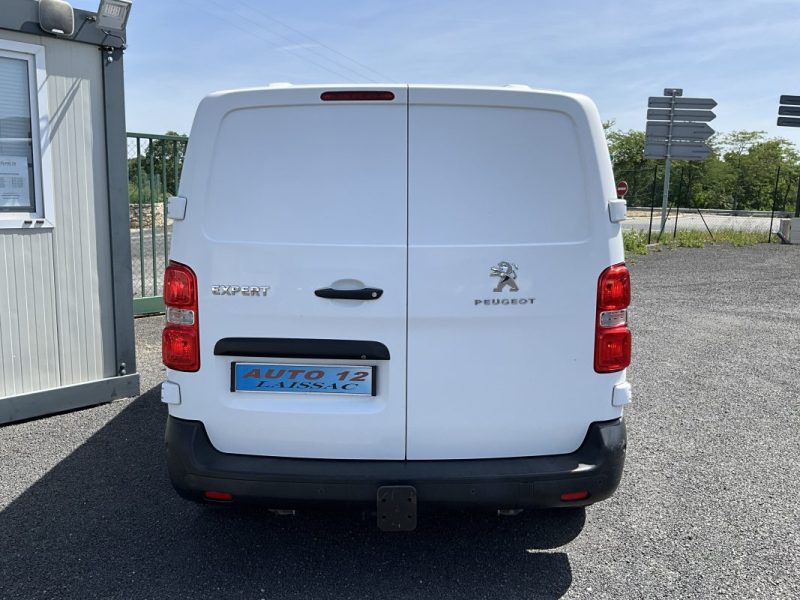 10 000€ HT, TVA RÉCUPÉRABLE* PEUGEOT EXPERT 2.0 BLUE HDI 150 CV PREMIUM PACK 