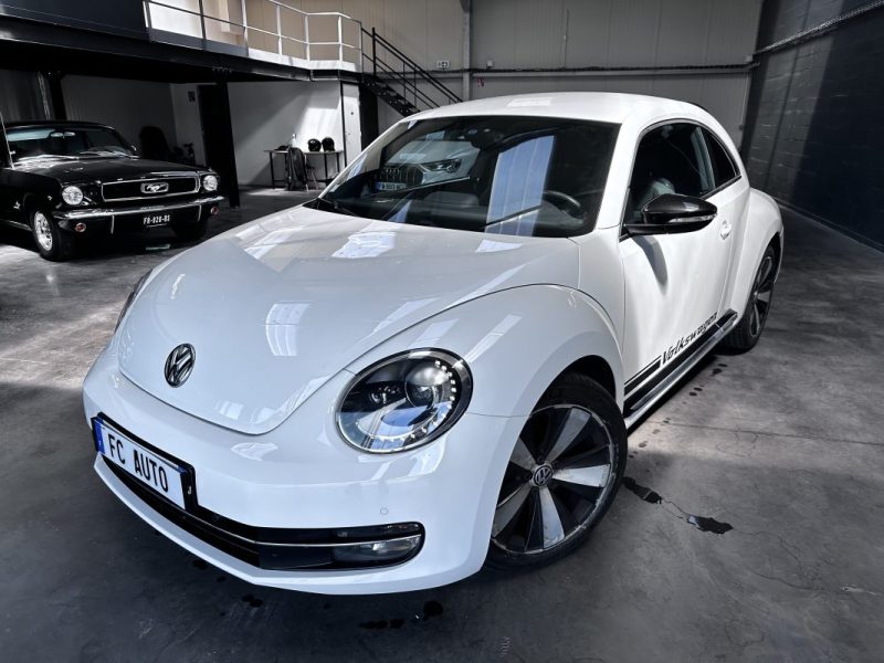 NEW BEETLE 2.0 TDI 140 SPORT DSG FENDER 2012