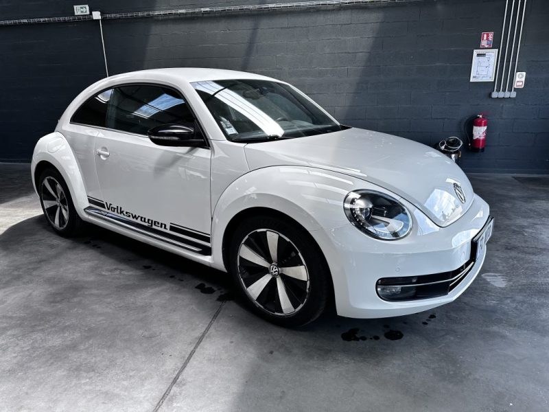 NEW BEETLE 2.0 TDI 140 SPORT DSG FENDER 2012