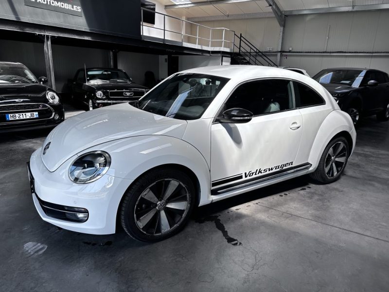 NEW BEETLE 2.0 TDI 140 SPORT DSG FENDER 2012