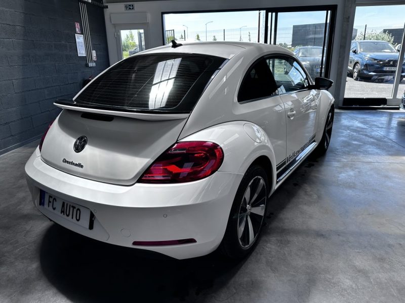 NEW BEETLE 2.0 TDI 140 SPORT DSG FENDER 2012