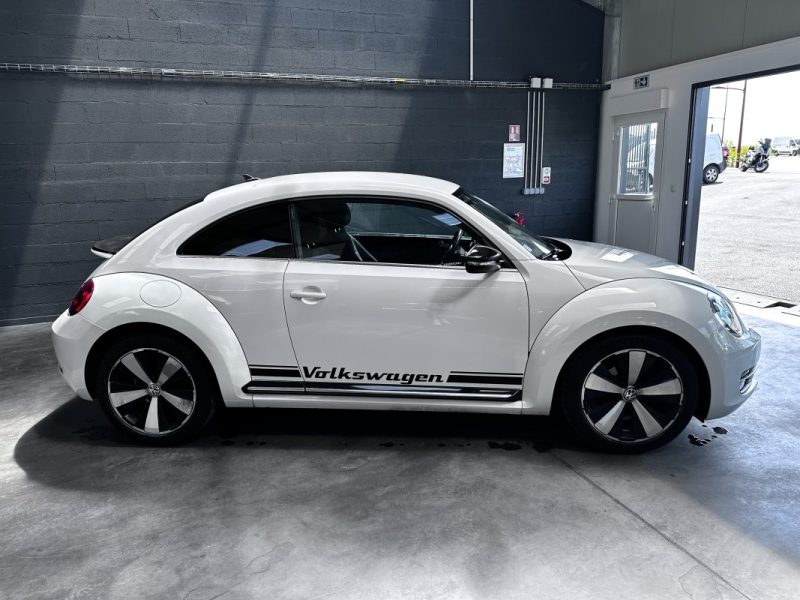 NEW BEETLE 2.0 TDI 140 SPORT DSG FENDER 2012