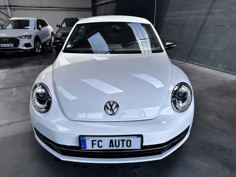 NEW BEETLE 2.0 TDI 140 SPORT DSG FENDER 2012