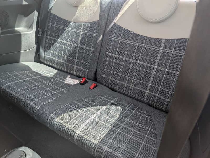 FIAT 500 SERIE 4  0.9 TWIN AIR 85CH LOUNGE TOIT PANORAMIQUE GARANTIE 12 MOIS