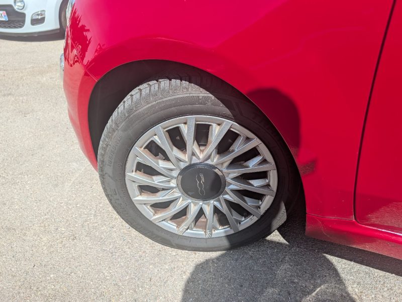 FIAT 500 SERIE 4  0.9 TWIN AIR 85CH LOUNGE TOIT PANORAMIQUE GARANTIE 12 MOIS