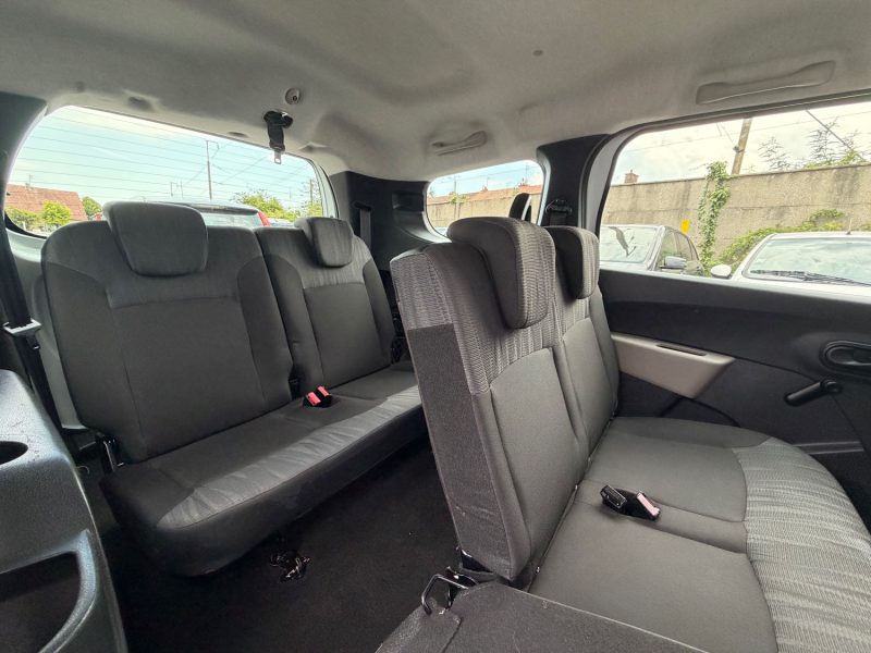 DACIA LODGY 1.6 MPI AMBIANCE 7P 2013
