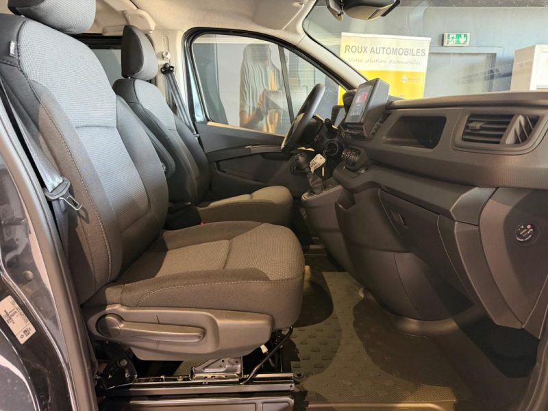 RENAULT TRAFIC L2H1 2.0 150 GRAND EVOLUTION BLUE DCI 8 PLACES / CLIM AV + AR / EASYLINK 8P / TVA  