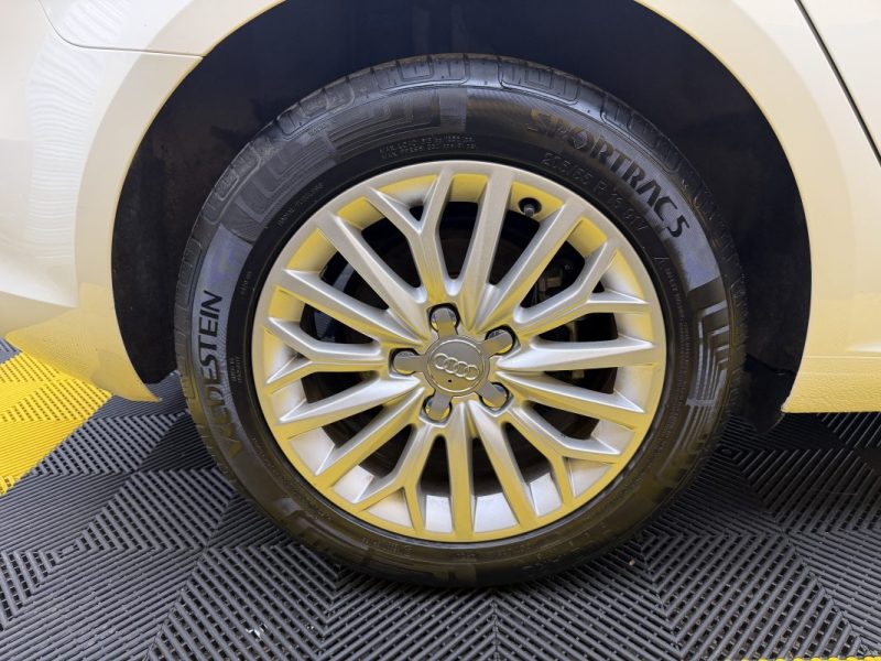 AUDI A3 1.8 TFSI 180CH AMBITION STRONIC 7 