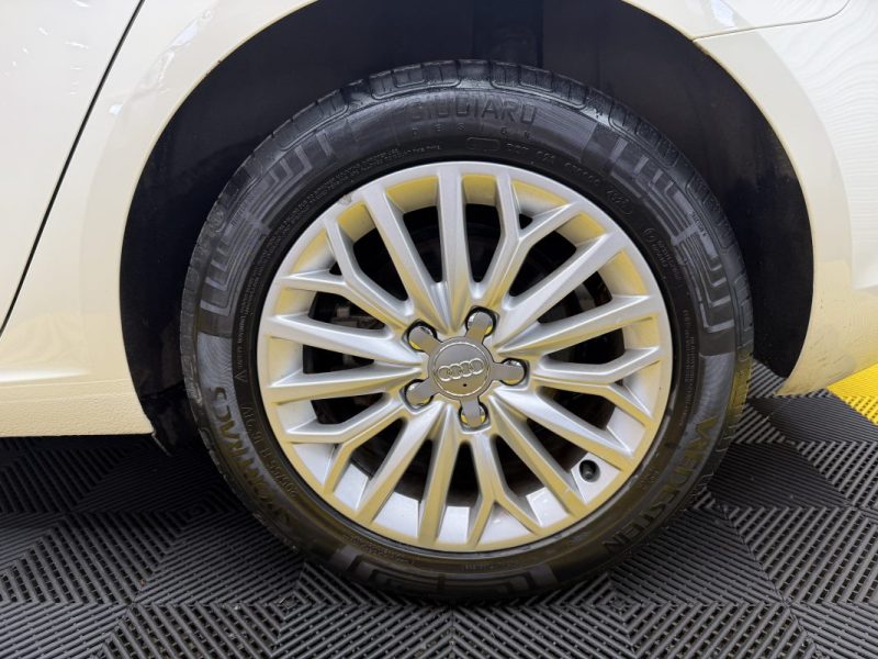 AUDI A3 1.8 TFSI 180CH AMBITION STRONIC 7 