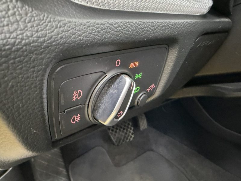 AUDI A3 1.8 TFSI 180CH AMBITION STRONIC 7 