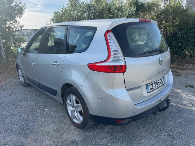RENAULT GRAND SCENIC III 1.5 DCI 110 Cv BUSINESS 7 PLACES