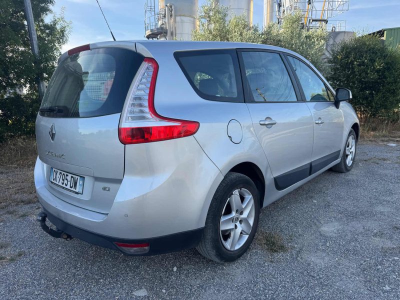RENAULT GRAND SCENIC III 1.5 DCI 110 Cv BUSINESS 7 PLACES